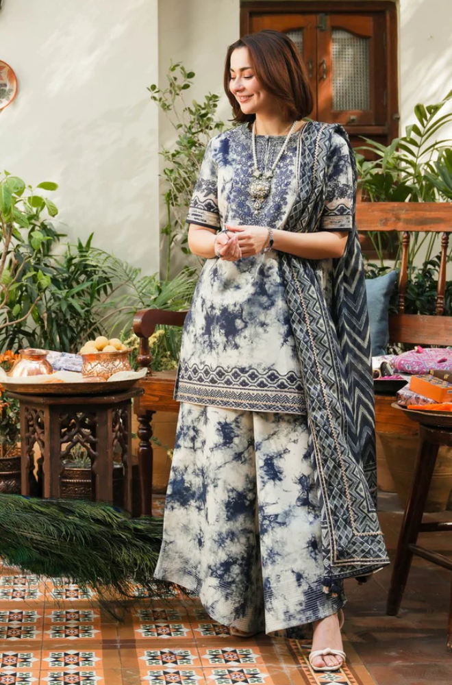Sapphire - 3PC Lawn Digital Printed Suit - UPD041