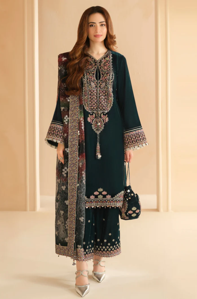 Jazmin - 3PC Velvet Embroidered Suit (Unstitched) - UH254