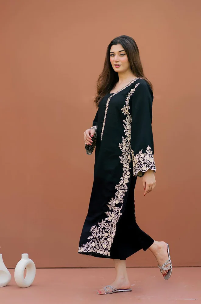 2 Piece - Lawn Embroidered Suit - UPA017