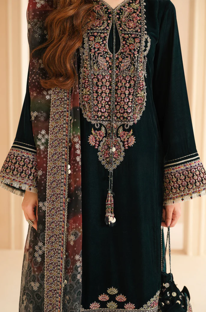 Jazmin - 3PC Velvet Embroidered Suit (Unstitched) - UH254