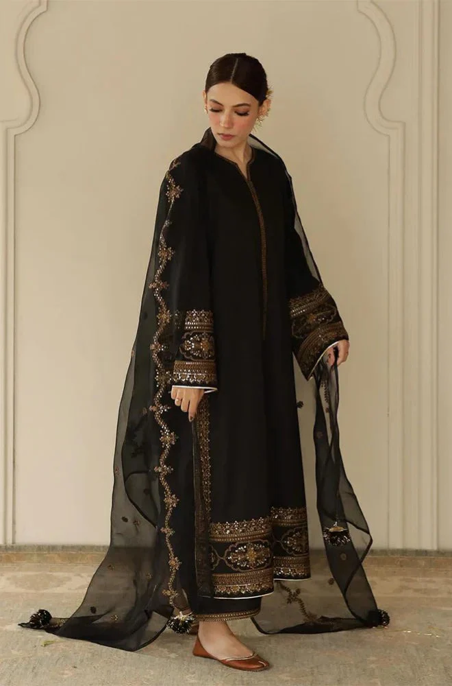 Kayseria- 3PC Lawn Embroidered Suit (Unstitched) - UM167