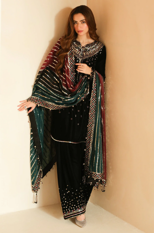Jazmin - 3PC Velvet Embroidered Suit (Unstitched) - UH186