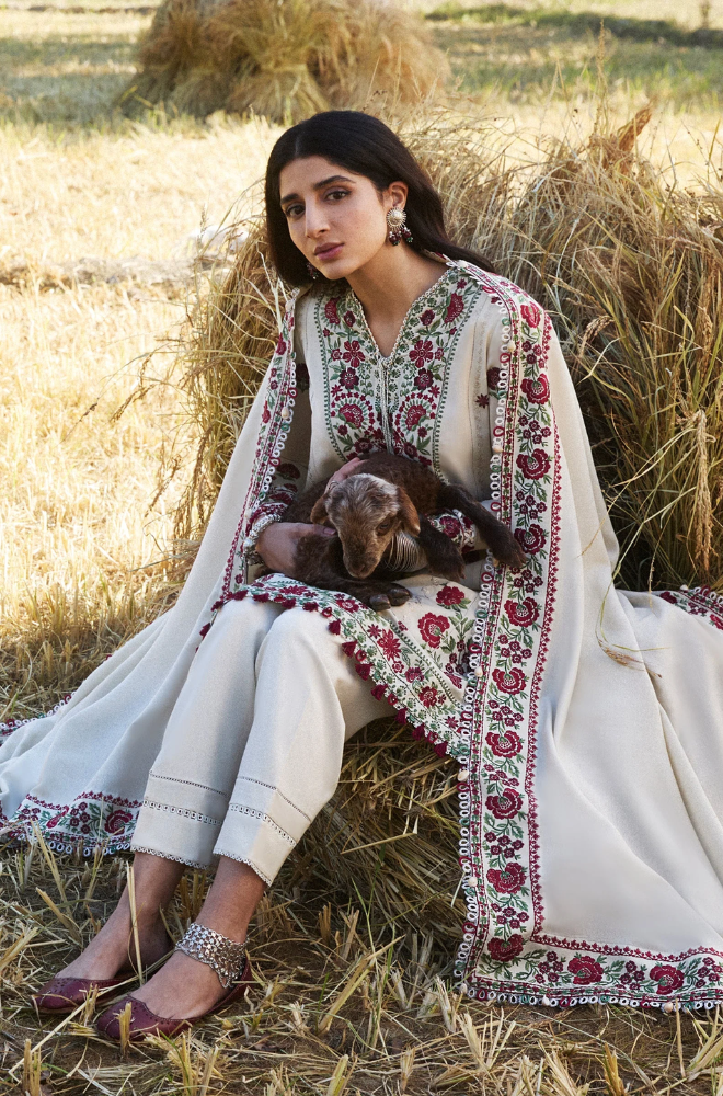 Zaha - 3PC Unstitched Dhanak Embroidered Suit - UH239