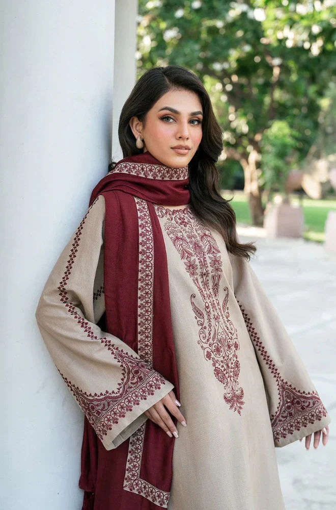 3 Piece - Lawn Embroidered Suit - UPF005