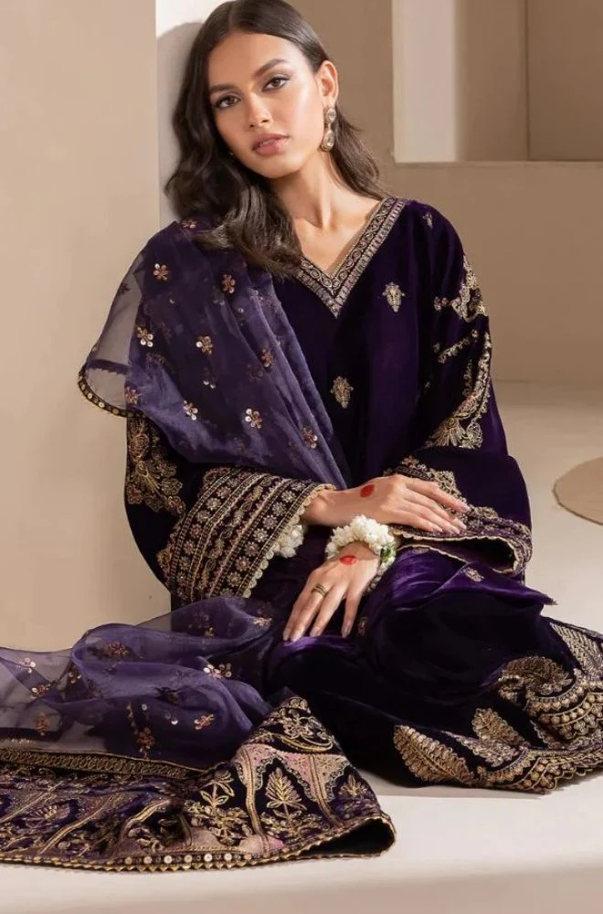 Boraque - 3PC Velvet Embroidered Suit (Unstitched) - UH233