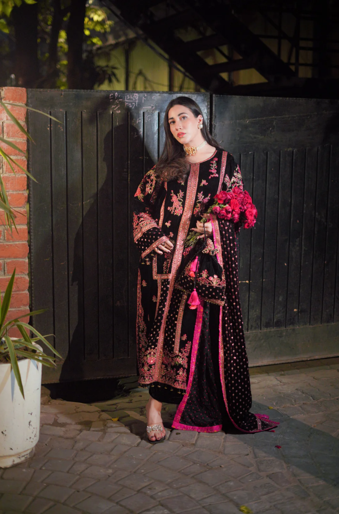 Aneelas - 3PC Velvet Embroidered Suit (Unstitched) - UH219