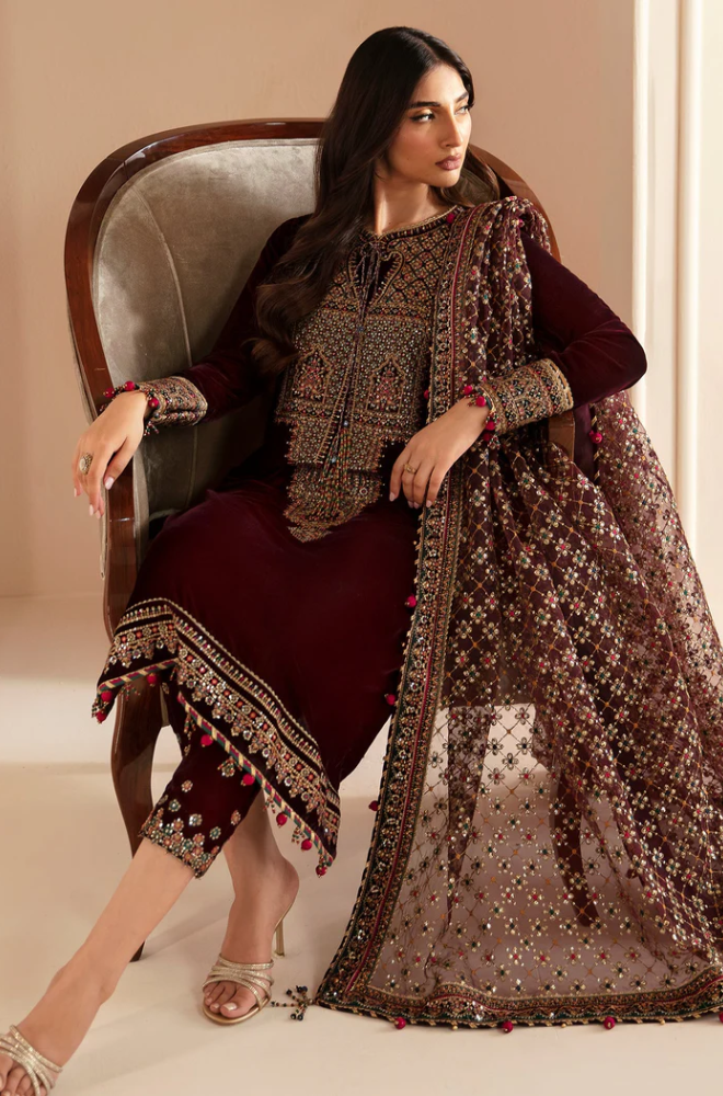 Jazmin - 3PC Velvet Embroidered Suit (Unstitched) - UH255