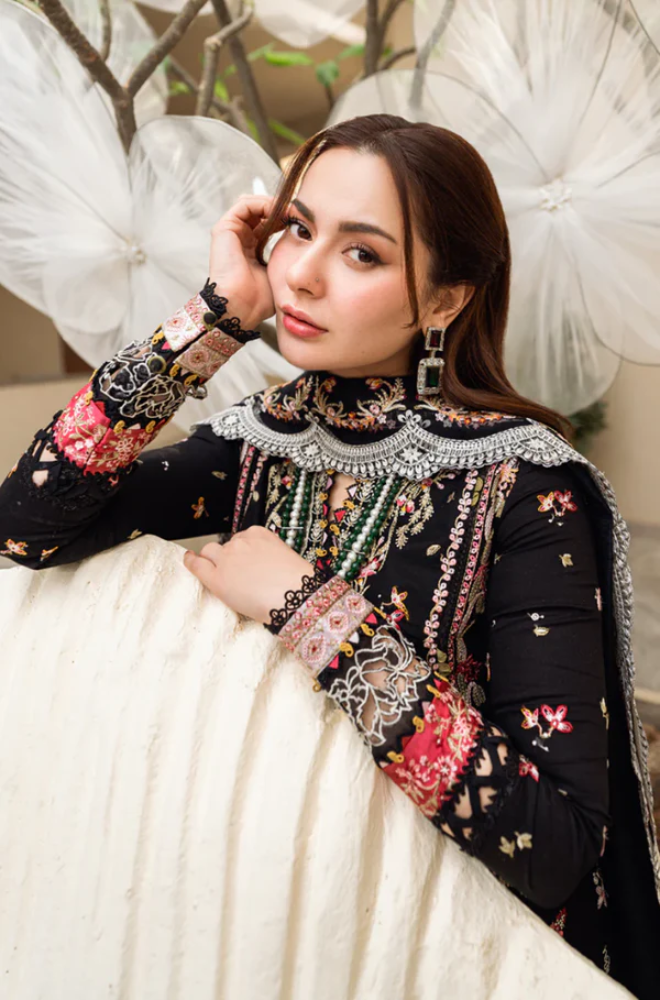 Qalamkar 3 Piece - Embroidered Lawn Suit - UPF022