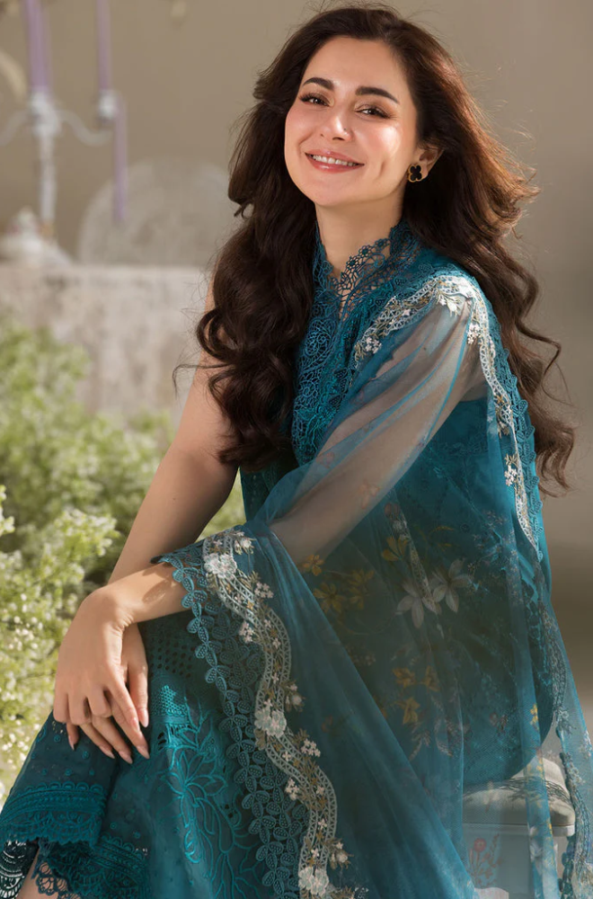 Sobia Nazir - 3 Piece Lawn Chicken Kari Embroidered Suit - UPF033