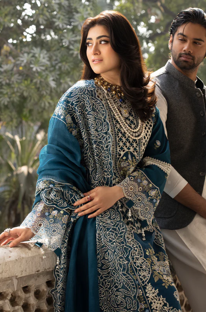 Mahnur - 3PC Unstitched Dhanak Chikenkari Embroidered Suit - US231