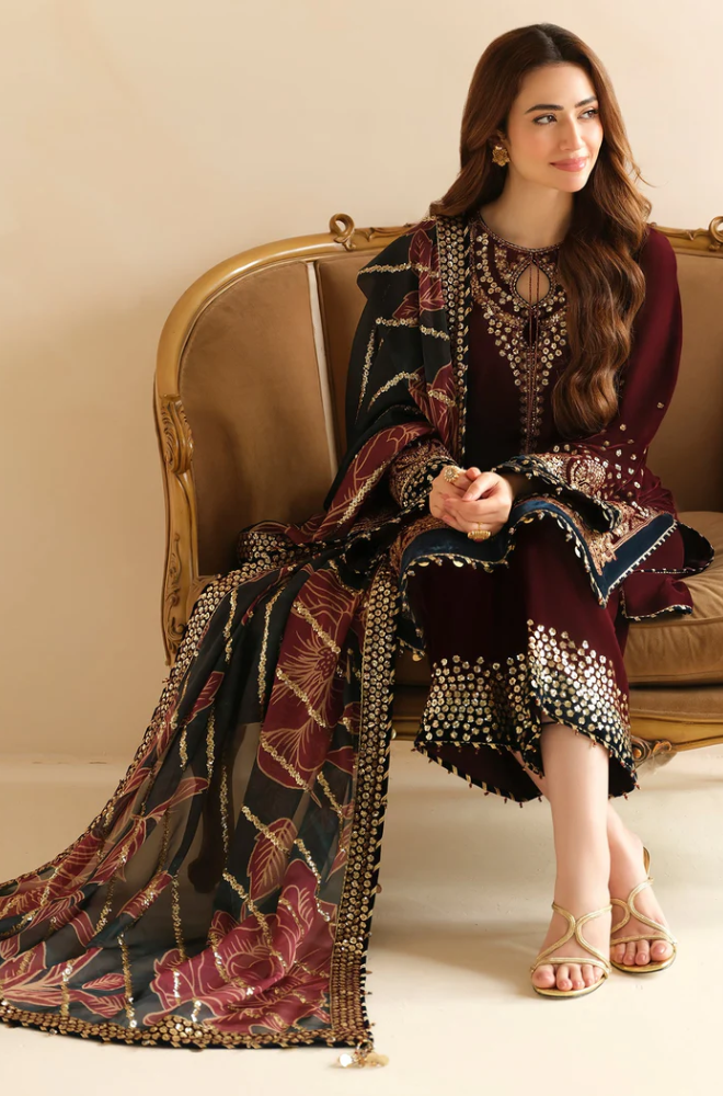 Jazmin - 3PC Velvet Embroidered Suit (Unstitched) - UH253