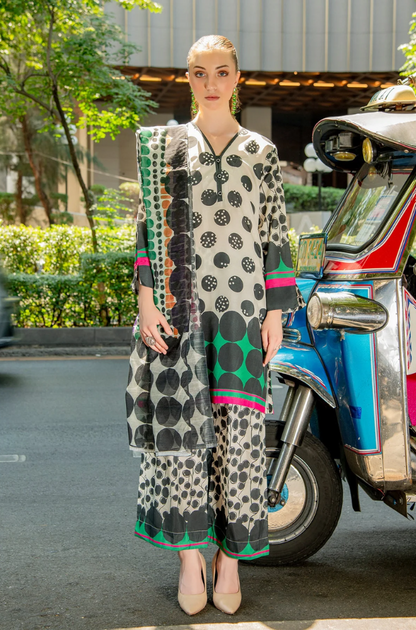 Ethnc- 3PC Lawn Digital Printed Suit (Unstitched) - UH0172