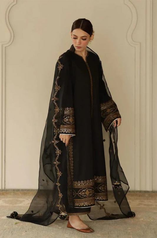 Kayseria- 3PC Lawn Embroidered Suit (Unstitched) - UM167