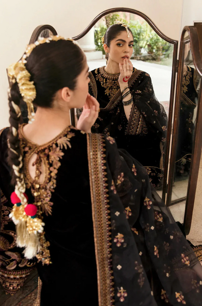 Boraque - 3PC Velvet Embroidered Suit (Unstitched) - UH183