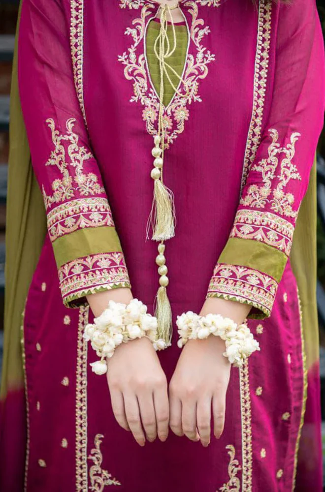 3 Piece - Lawn Embroidered Suit - UPA015