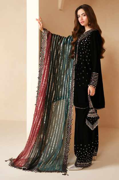 Jazmin - 3PC Velvet Embroidered Suit (Unstitched) - UH186