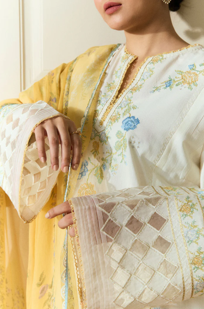 Coco by Zara Shahjahan- 3PC Unstitched Dhanak Embroidered Suit - US135