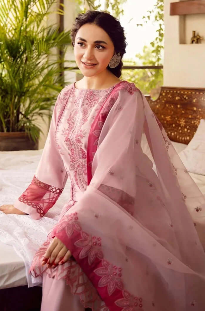 Jazmin - 3PC Lawn Embroidered Suit - UPJ0162