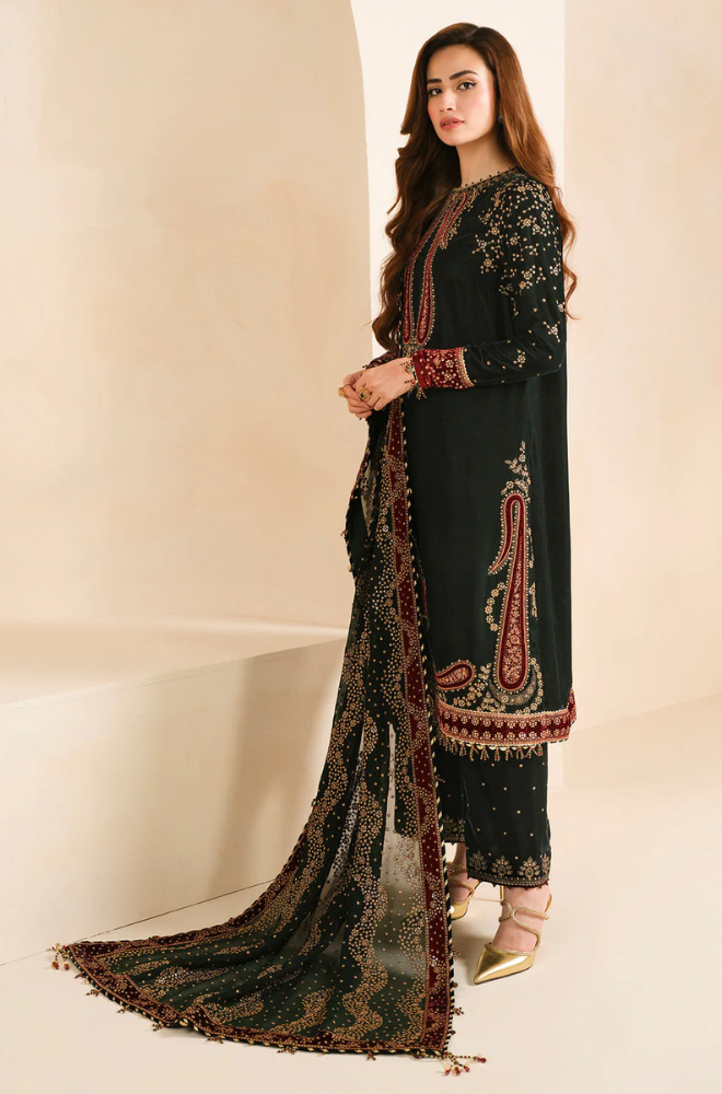 Jazmin - 3PC Velvet Embroidered Suit (Unstitched) - UH185