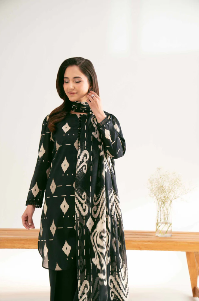 Nishat- 3PC Lawn Digital Printed Suit (Unstitched) - UH0170
