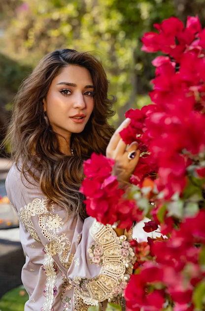 Elaf Premium - 3PC Unstitched Luxury Dhanak Chikenkari Embroidered Suit - UH291