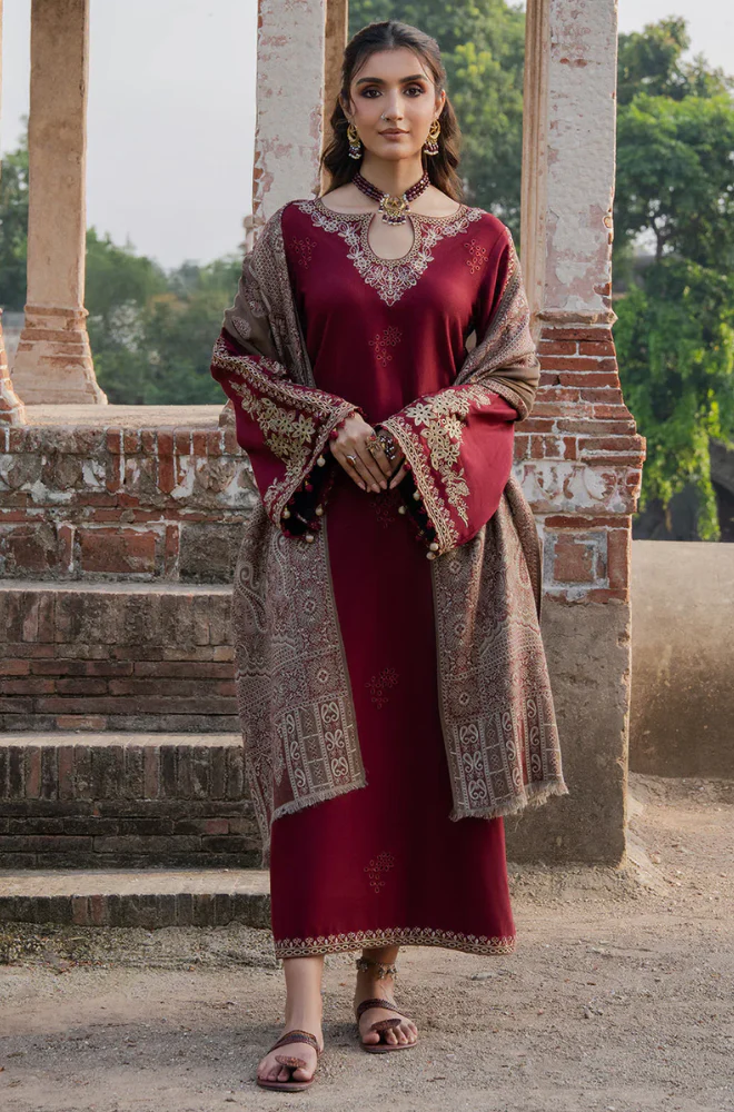Izel - 3PC Unstitched Dhanak Embroidered Suit - UH320