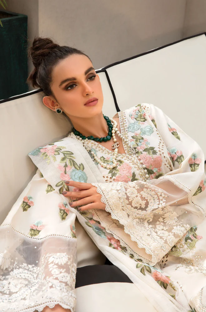 Crimson - 3PC Lawn ChickenKari Embroidered Suit - UPBF060