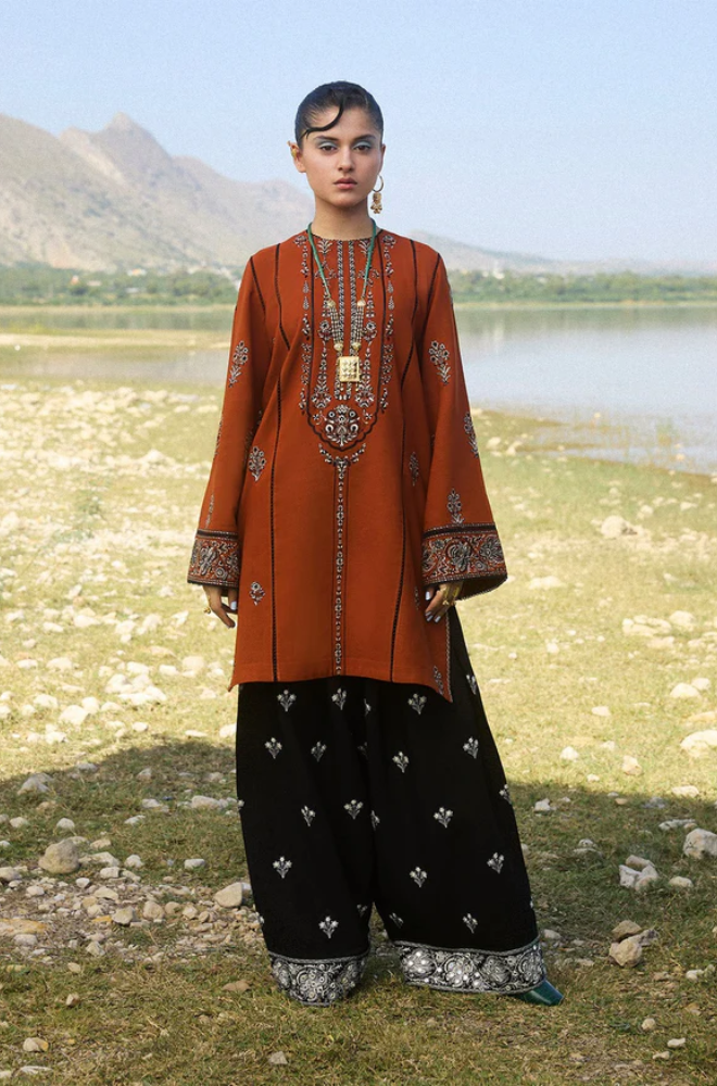 Elan - Premium- 3PC Unstitched Dhanak Embroidered Suit - US120