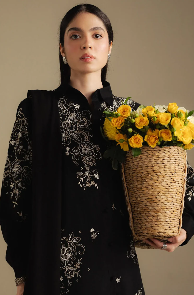 Zara Shahjahan - 3PC Unstitched Dhanak Embroidered Suit - UH275