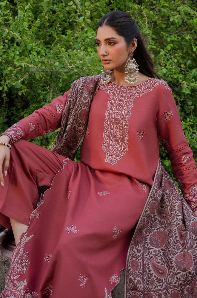 Izel - 3PC Unstitched Dhanak Embroidered Suit - UH323
