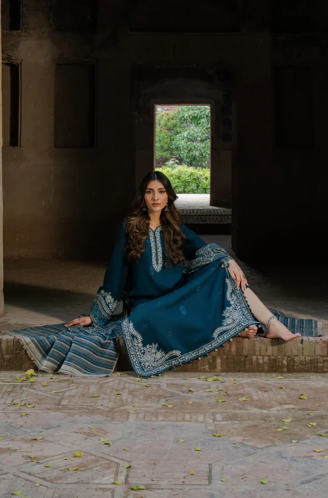 Izel - 3PC Unstitched Dhanak Embroidered Suit - UH322