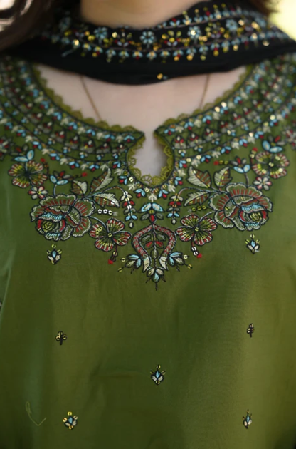 Batik - 3PC Unstitched Lawn Embroidered Suit - UA312