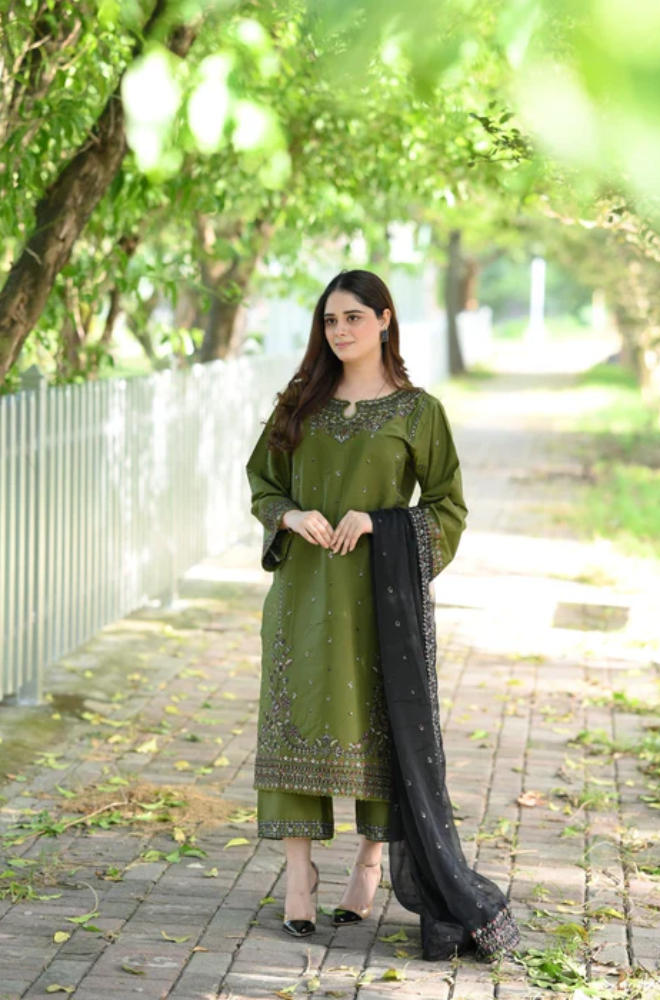 Batik - 3PC Unstitched Lawn Embroidered Suit - UA312