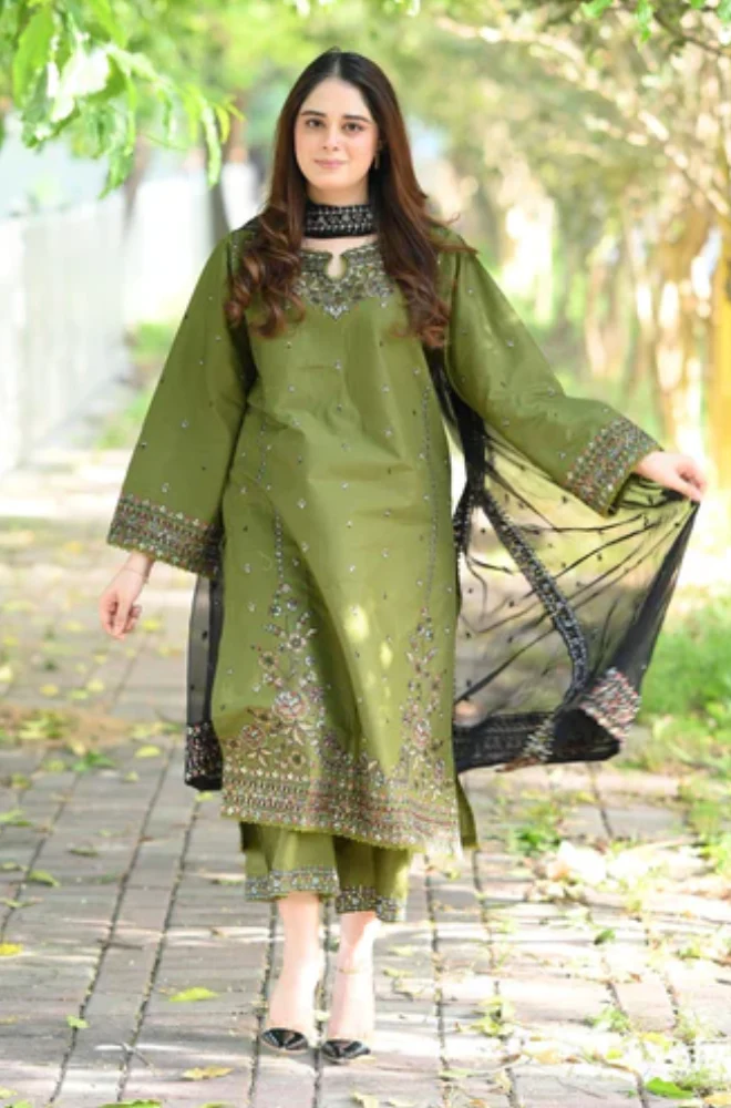 Batik - 3PC Unstitched Lawn Embroidered Suit - UA312